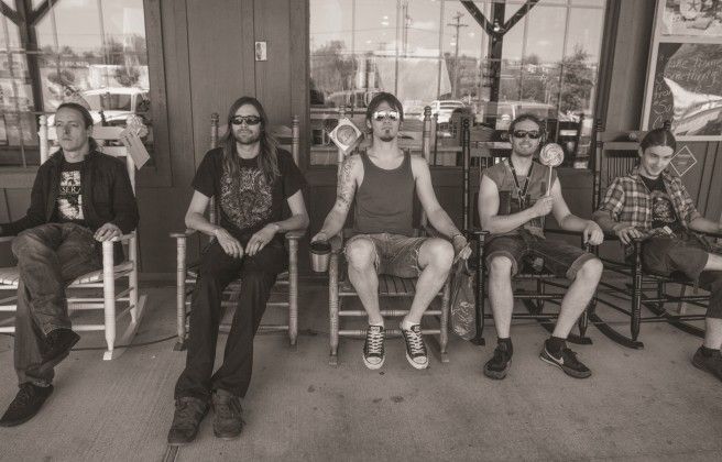 Tesseract Banda