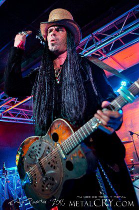 Eric Sardinas-449