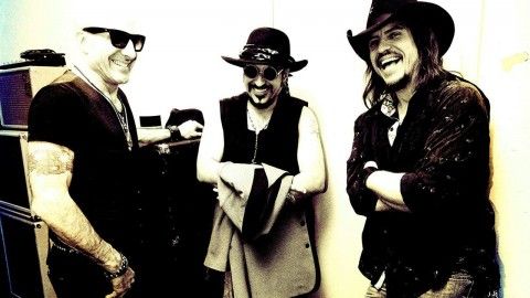 SUPERSONIC BLUES MACHINE