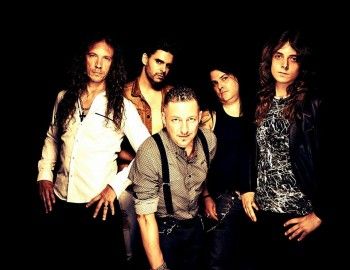 SNAKEBAND